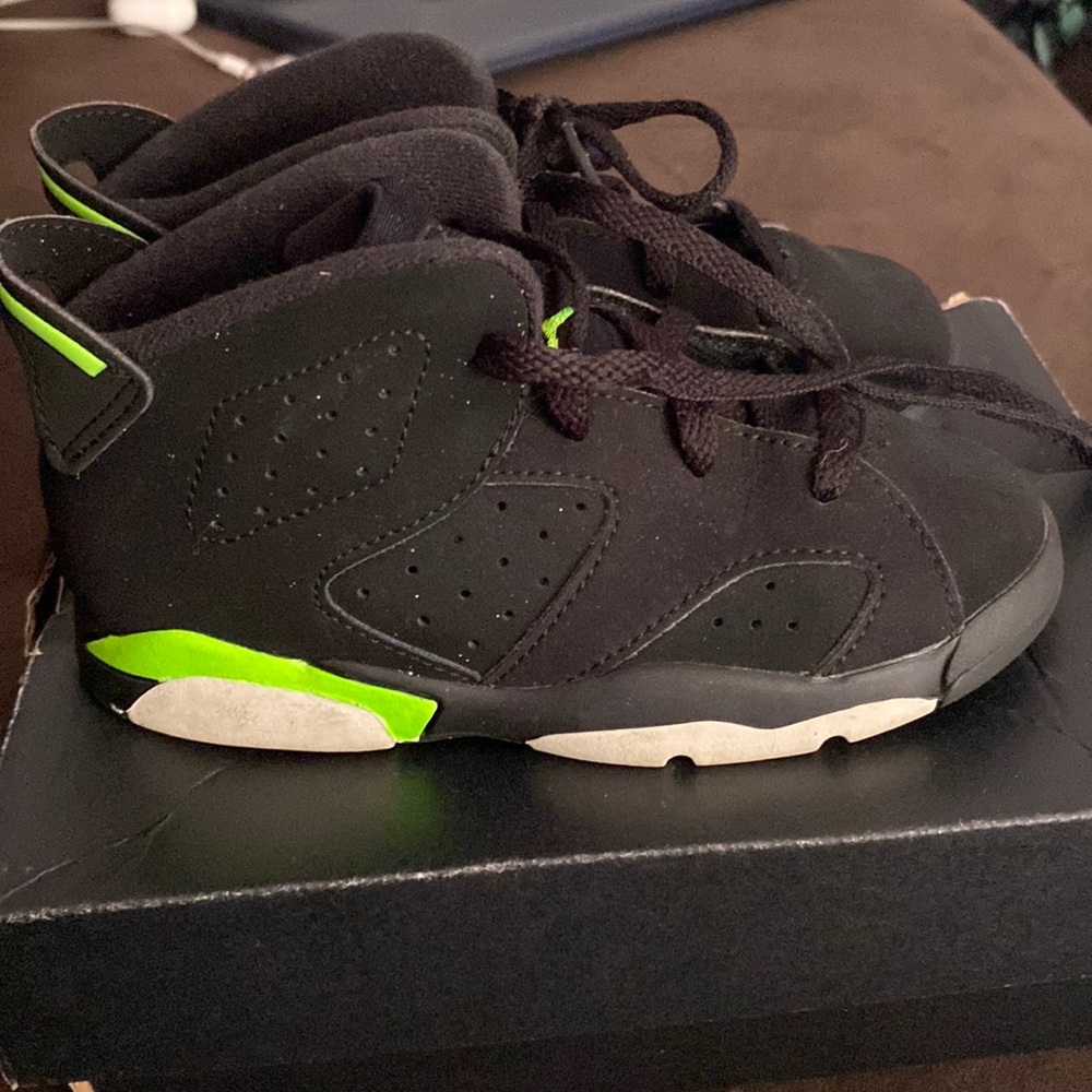 Excellent condition, worn once